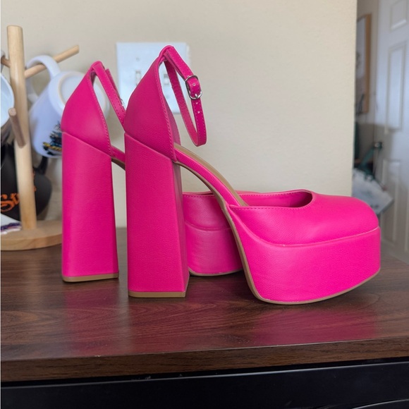 Hot Pink Platform Block High Heels Size 8 - Picture 6 of 12